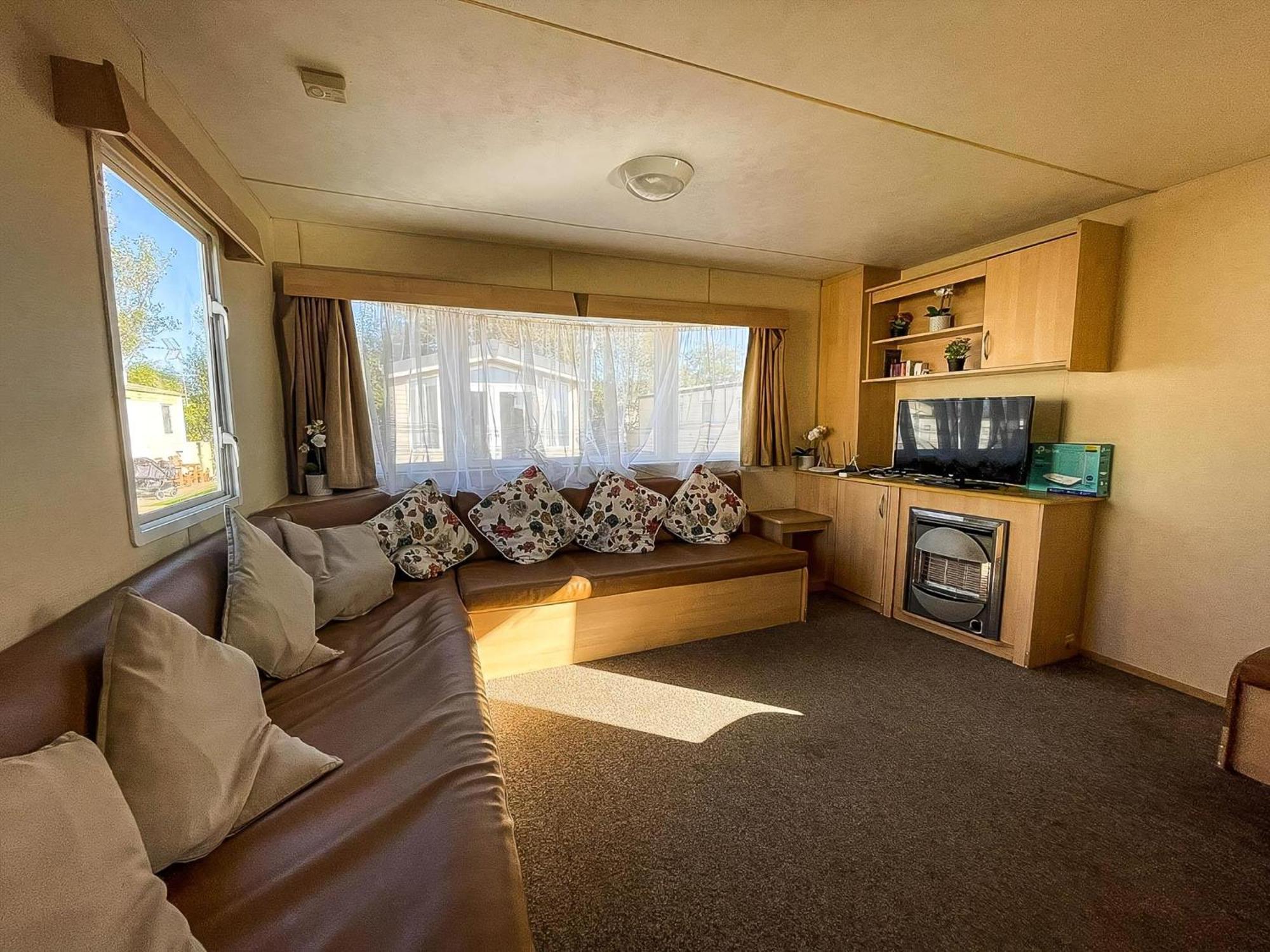 Lovely 8 Berth Caravan At St Osyth Beach Holiday Park Ref 28101G Clacton-on-Sea Eksteriør billede
